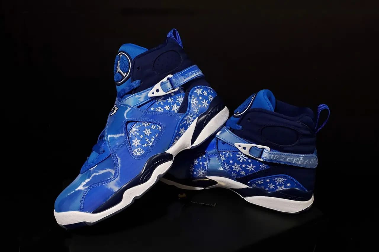 Bạn nghĩ sao về Air Jordan 8 “Snowflake”? Bạn nghĩ sao về Air Jordan 8 “Snowflake”?