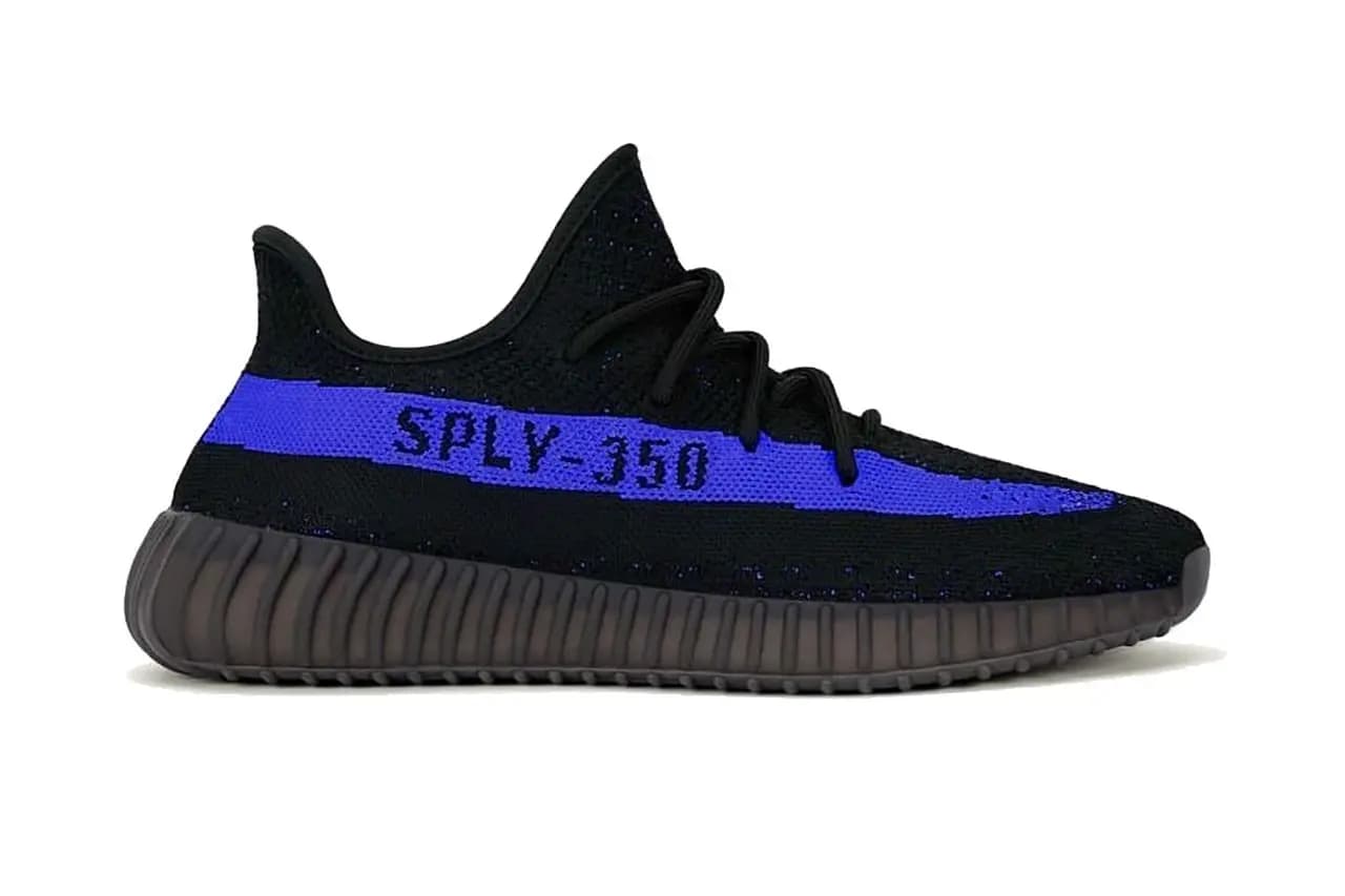 Adidas YEEZY BOOST 350 V2 “Dazzling Blue” sẽ ra mắt vào mùa xuân tới Adidas YEEZY BOOST 350 V2 “Dazzling Blue” sẽ ra mắt vào mùa xuân tới