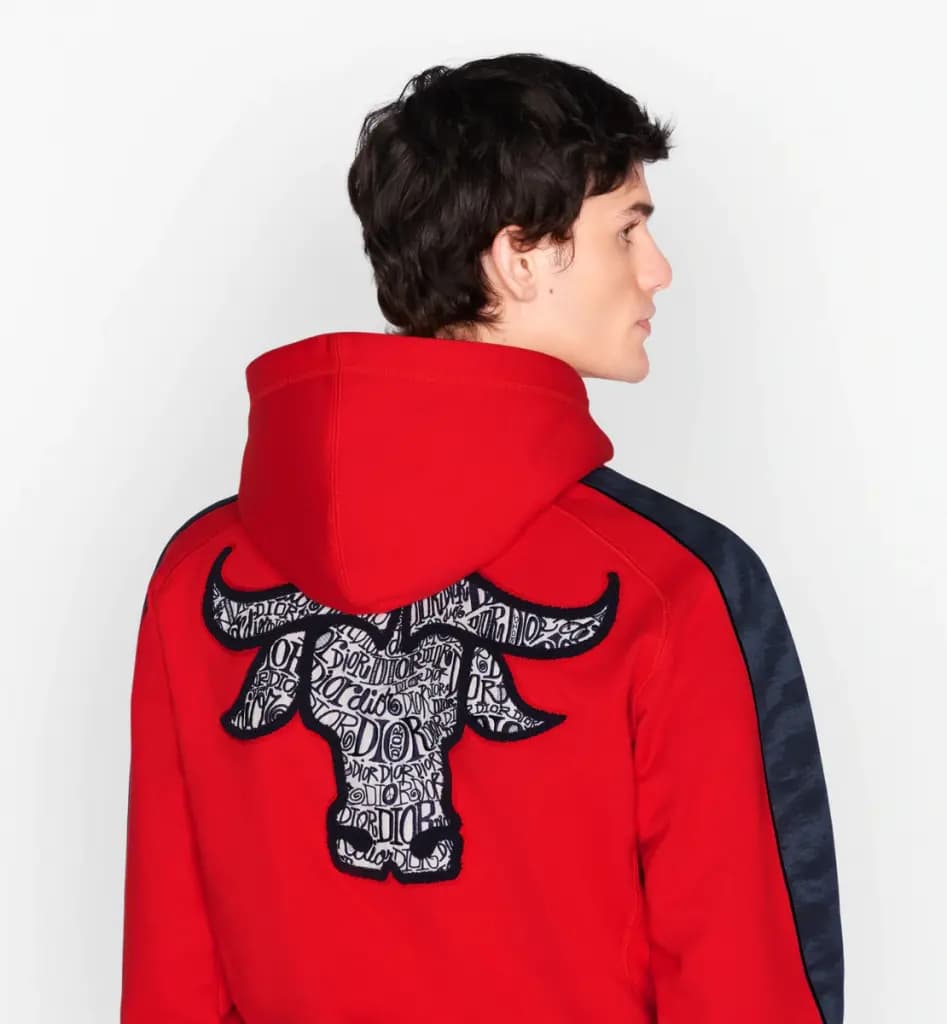 Dior x Shawn Stussy đón Tết Nguyên Đán bằng bộ sưu tập vô cùng bắt mắt Dior x Shawn Stussy đón Tết Nguyên Đán bằng bộ sưu tập vô cùng bắt mắt