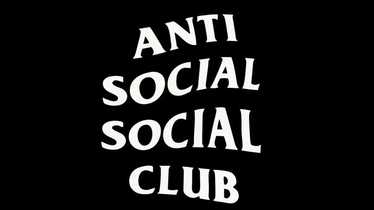 Anti Social Social Club và câu chuyện ngẫu hứng của nhà thiết kế Anti Social Social Club và câu chuyện ngẫu hứng của nhà thiết kế