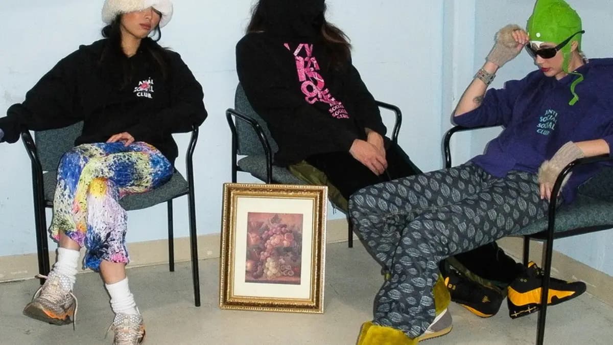 Anti SocialSocial Club trở lại trong FW21 với bộ sưu tập"No One Cares" Anti SocialSocial Club trở lại trong FW21 với bộ sưu tập"No One Cares"
