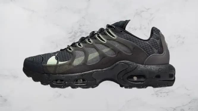 Những hình ảnh đầu tiên về phiên bản AMBUSH x Nike Air Adjust Force Những hình ảnh đầu tiên về phiên bản AMBUSH x Nike Air Adjust Force