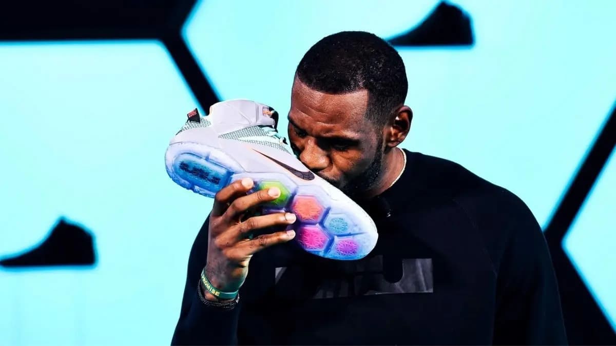 Xếp hạng những đôi giày Lebron tốt nhất từ trước đến nay Xếp hạng những đôi giày Lebron tốt nhất từ trước đến nay