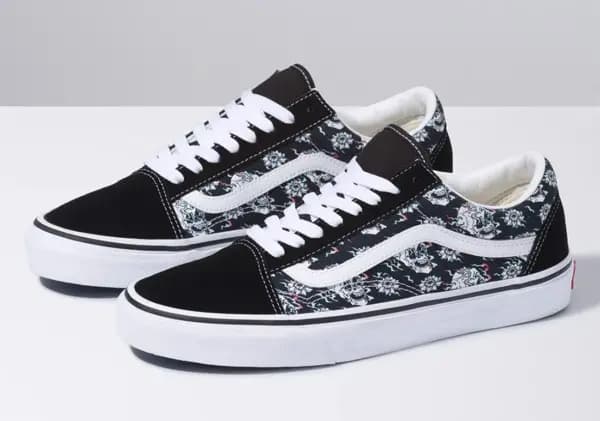 Vans cho ra mắt BST mới "Flash Skulls" trên 3 mẫu giày khác nhau Vans cho ra mắt BST mới "Flash Skulls" trên 3 mẫu giày khác nhau
