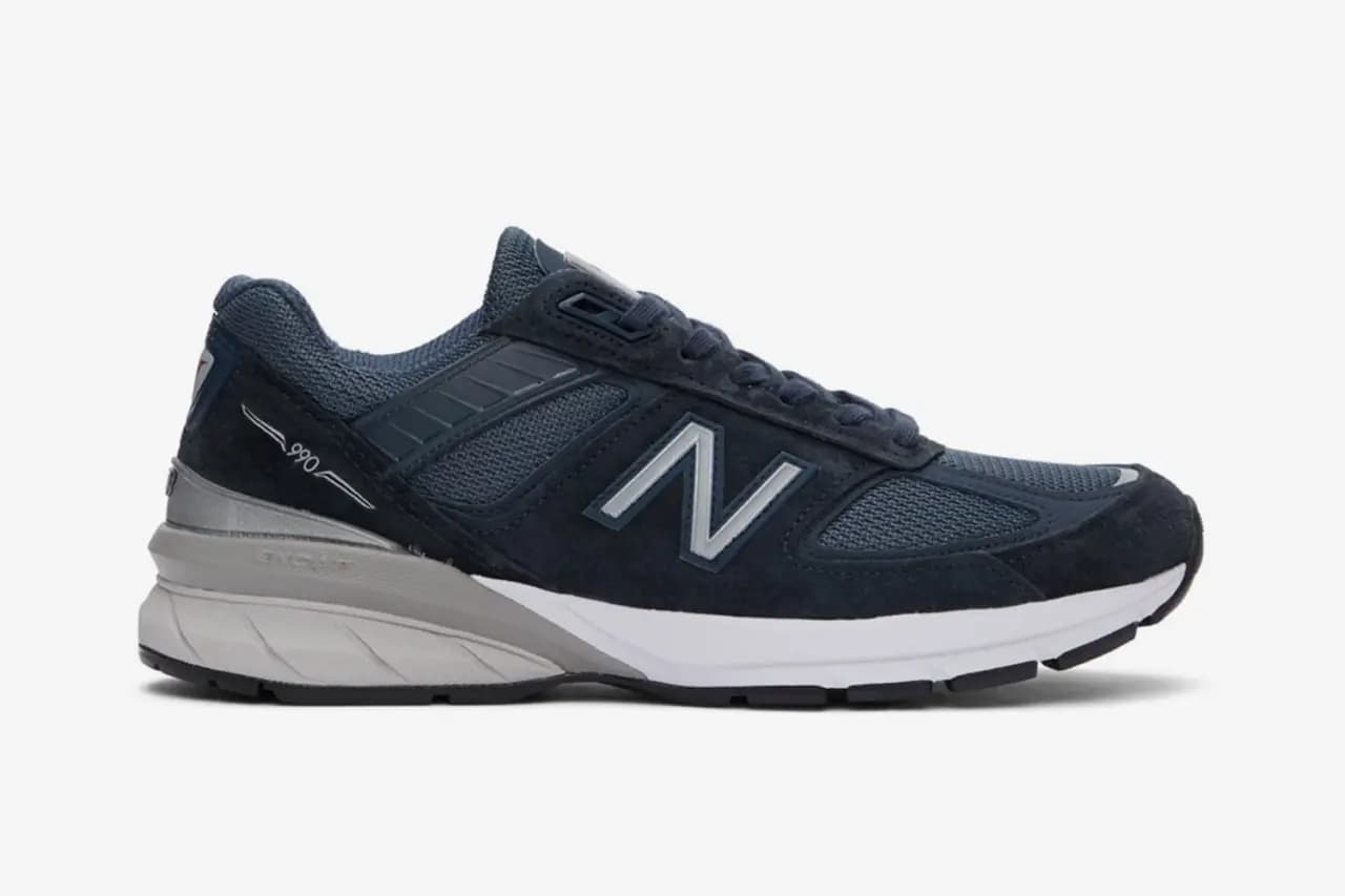 Những đôi giày sneakers dành cho những bàn chân 'quá khổ' (P1) Những đôi giày sneakers dành cho những bàn chân 'quá khổ' (P1)