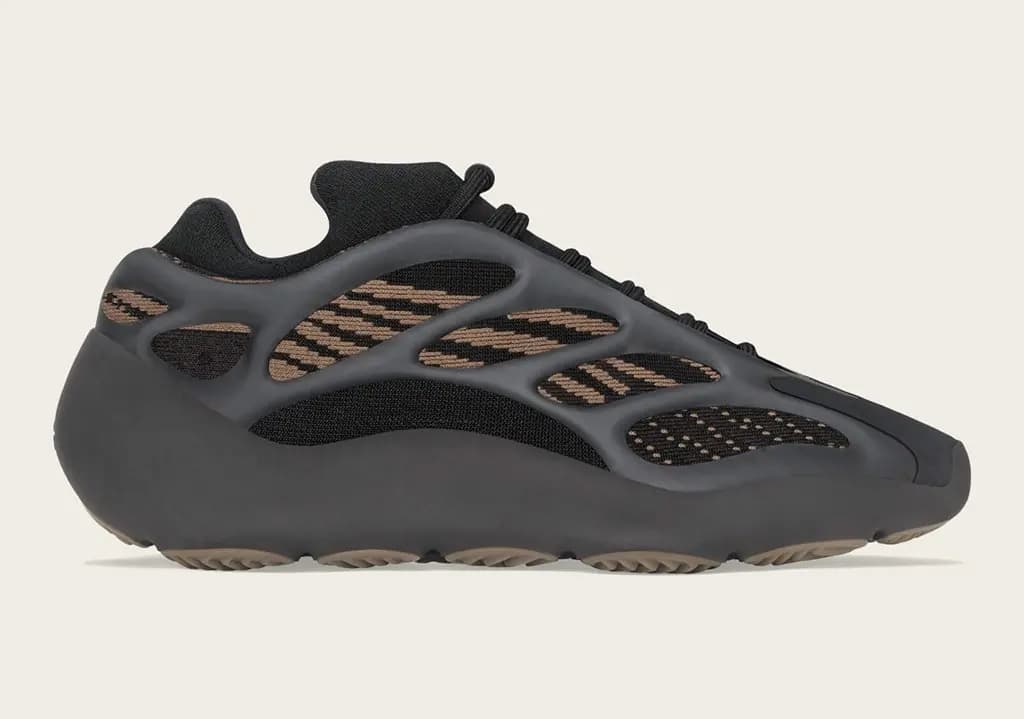 Adidas Yeezy 700 V3 “Clay Brown” mang tông màu đen-nâu trầm đẹp lạ Adidas Yeezy 700 V3 “Clay Brown” mang tông màu đen-nâu trầm đẹp lạ