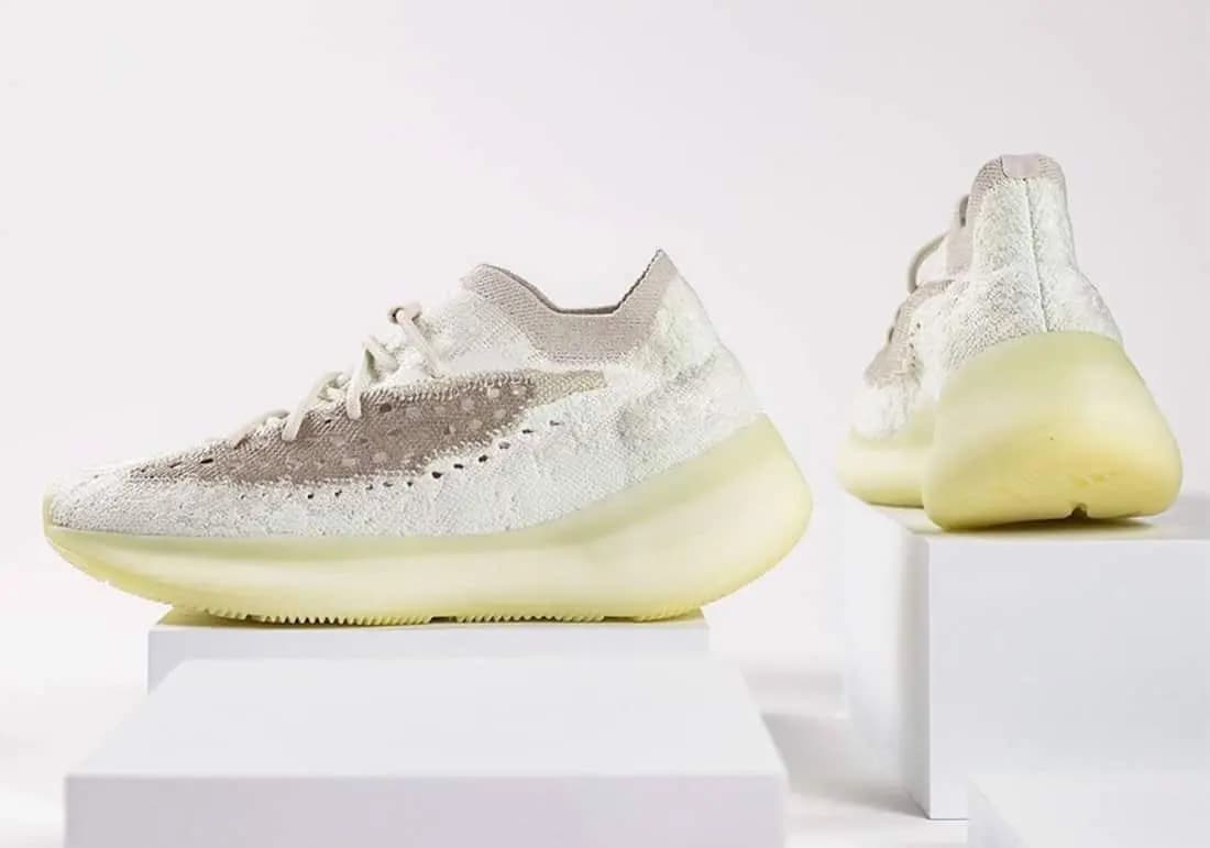 Legitcheck: Cách phân biệt Yeezy Boost 380 Calcite Glow Real và Fake Legitcheck: Cách phân biệt Yeezy Boost 380 Calcite Glow Real và Fake