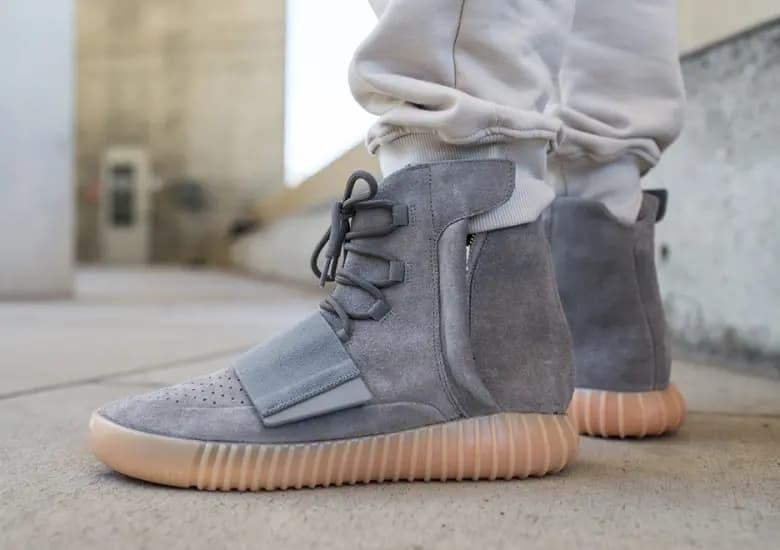 Lịch sử thú vị mà ít người biết về Yeezy (Phần 2) Lịch sử thú vị mà ít người biết về Yeezy (Phần 2)