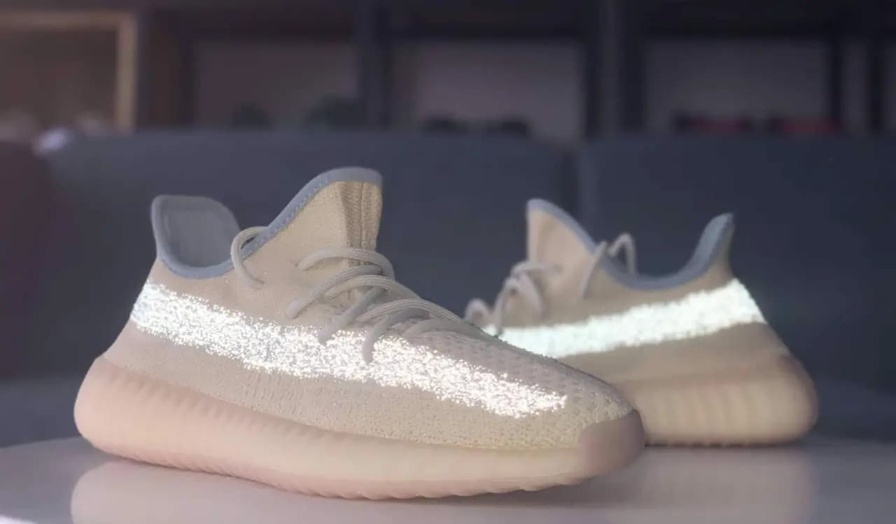 Legitcheck: Cách phân biệt Yeezy Boost 350 V2 Linen Real và Fake Legitcheck: Cách phân biệt Yeezy Boost 350 V2 Linen Real và Fake