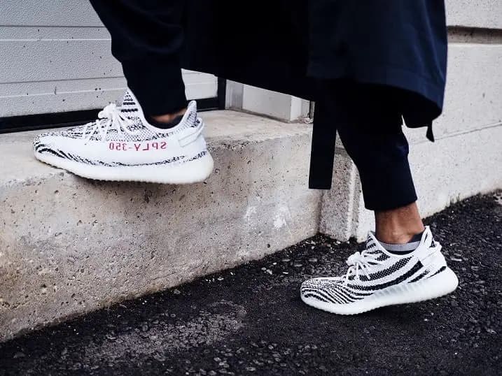 Yeezy Zebra đứa con tinh thần của Kanye West lại được restock với số lượng lớn trong vòng 20 ngày tới Yeezy Zebra đứa con tinh thần của Kanye West lại được restock với số lượng lớn trong vòng 20 ngày tới