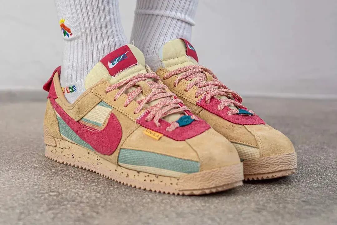 Những hình ảnh on-feet của phiên bản Union x Nike Cortez Những hình ảnh on-feet của phiên bản Union x Nike Cortez