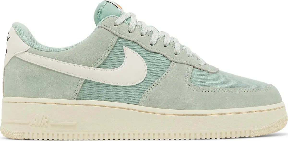 Giày Nike Air Force 1 Low 'Enamel Green Sail' DO9801-300 Giày Nike Air Force 1 Low 'Enamel Green Sail' DO9801-300
