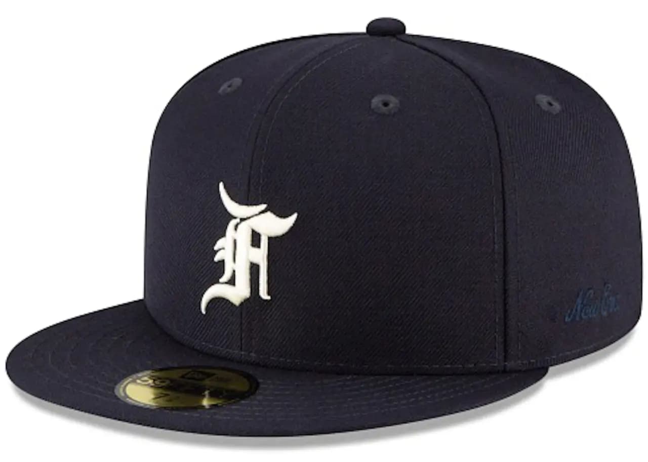Mũ Fear Of God Essentials New Era 59Fifty FW21 'Navy' Mũ Fear Of God Essentials New Era 59Fifty FW21 'Navy'