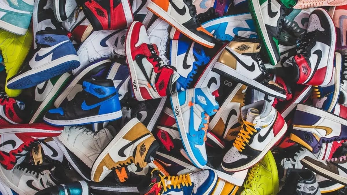 Check Air Jordan qua Logo và những điểm dễ nhận biệt nhất Check Air Jordan qua Logo và những điểm dễ nhận biệt nhất