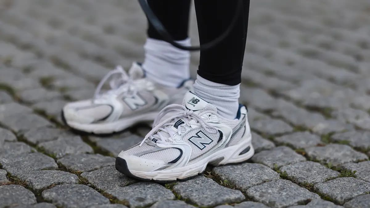 Lịch sử mẫu giày Hot Trend nhất 2023: New Balance 530 Lịch sử mẫu giày Hot Trend nhất 2023: New Balance 530
