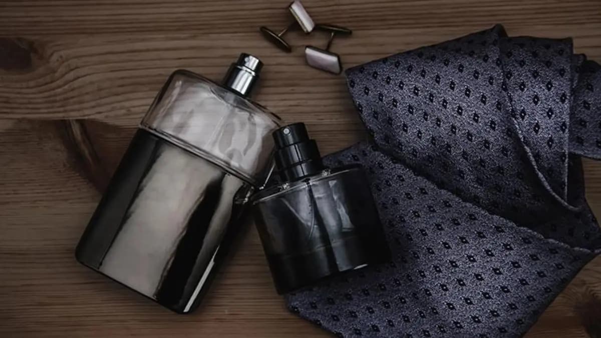 Top 10 chai nước hoa dành cho nam giới mà bạn không thể bỏ lỡ trong hè 2023 này(Phần 2) Top 10 chai nước hoa dành cho nam giới mà bạn không thể bỏ lỡ trong hè 2023 này(Phần 2)