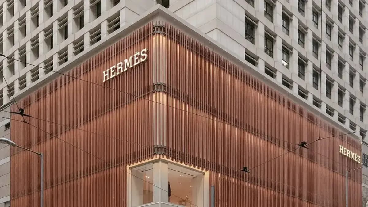 Liệu Hermes có rẻ hơn ở Paris vào năm 2023 không? Liệu Hermes có rẻ hơn ở Paris vào năm 2023 không?