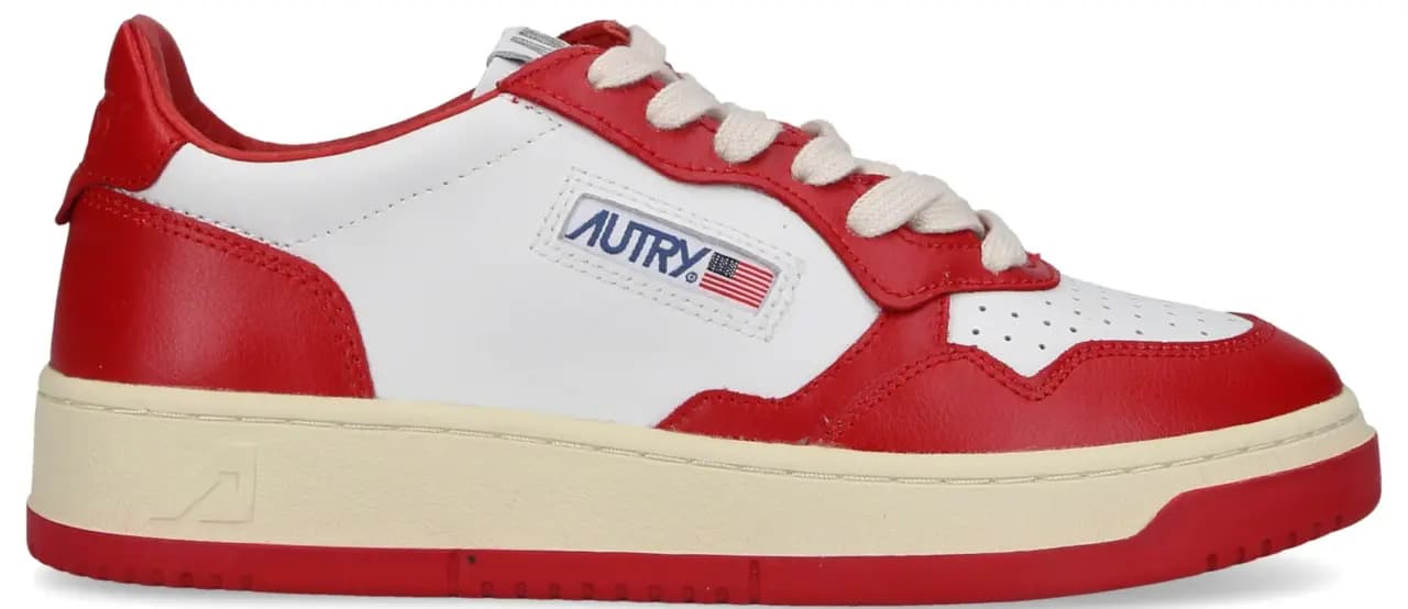 Giày Autry Medalist Low 'Red White' AULW-WB02 Giày Autry Medalist Low 'Red White' AULW-WB02