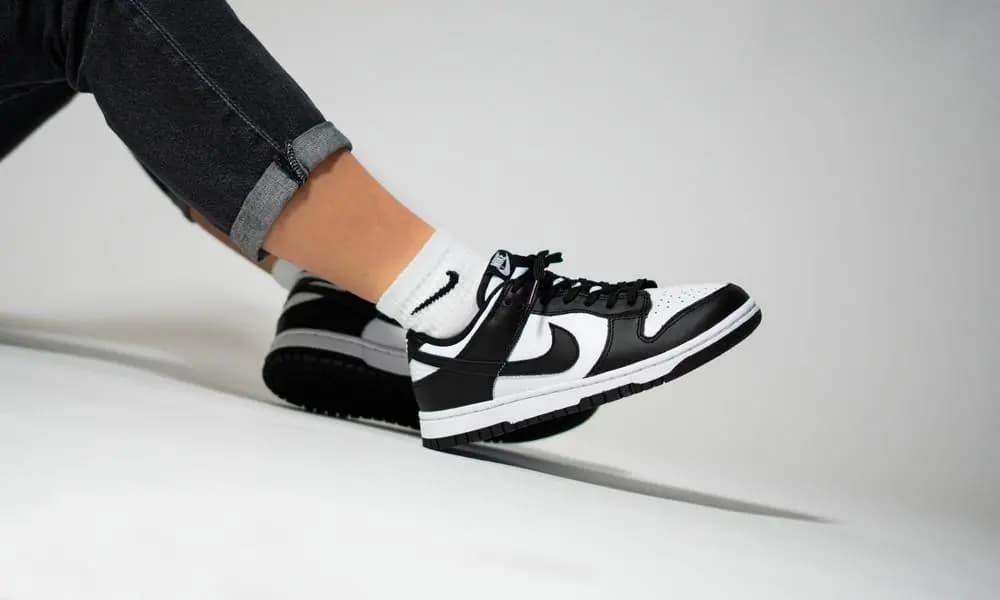 Vì sao Nike Dunk "Panda" lại bị ghét bởi 1 bộ phận Sneakerhead? Vì sao Nike Dunk "Panda" lại bị ghét bởi 1 bộ phận Sneakerhead?