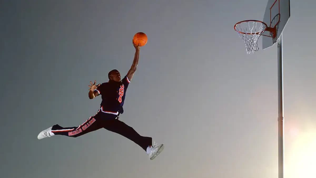 Khoảnh khắc New Balance bị lãng quên của Michael Jordan Khoảnh khắc New Balance bị lãng quên của Michael Jordan