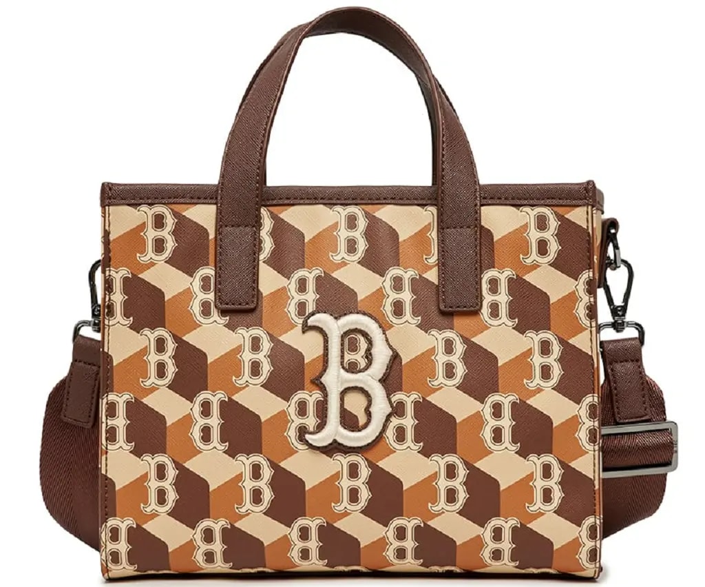 Túi MLB Cube Monogram Boston ‘Brown’ 3AORS022N-43BRD Túi MLB Cube Monogram Boston ‘Brown’ 3AORS022N-43BRD