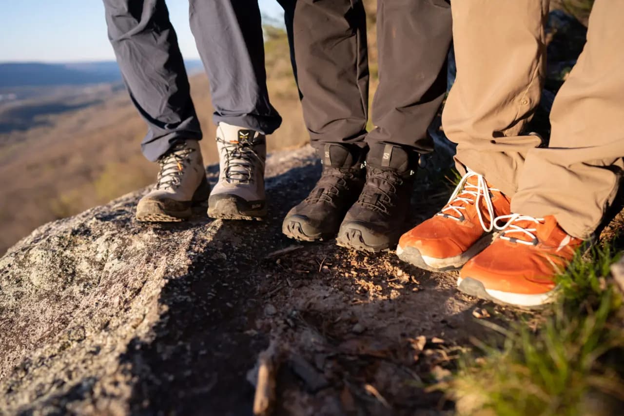 Top 7 mẫu giày Hiking tốt nhất nên sở hữu trong bộ sưu tập Top 7 mẫu giày Hiking tốt nhất nên sở hữu trong bộ sưu tập