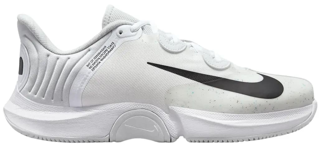 Giày Nike Court x Naomi Osaka Air Zoom GP Turbo HC 'White Black' DX6956-100 Giày Nike Court x Naomi Osaka Air Zoom GP Turbo HC 'White Black' DX6956-100