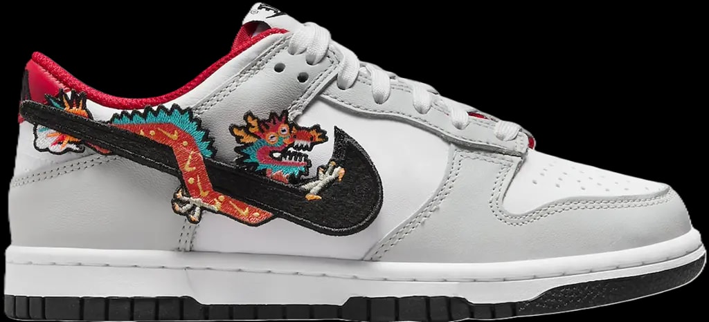 Giày Nike Dunk Low GS 'Year of the Dragon' FZ5528-101 — kich-thuoc: 36.5 Giày Nike Dunk Low GS 'Year of the Dragon' FZ5528-101 — kich-thuoc: 36.5