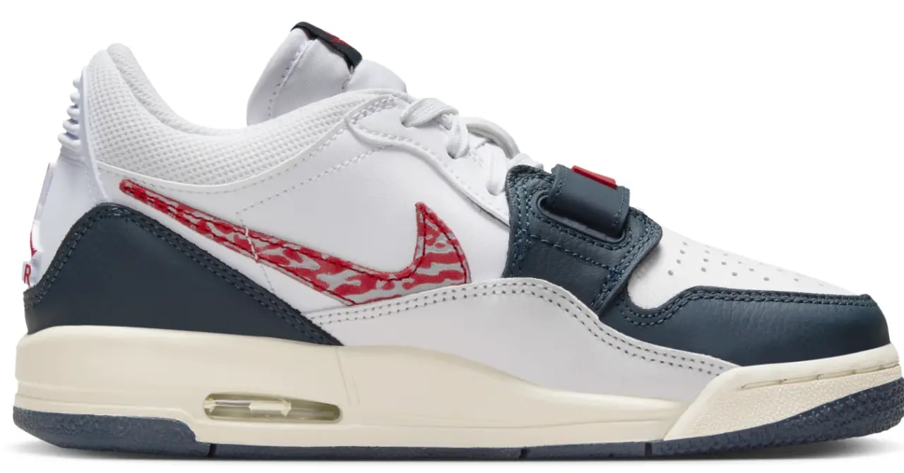 Giày Nike Air Jordan Legacy 312 Low GS 'Wolf Grey' CD9054-146 — kich-thuoc: 36 Giày Nike Air Jordan Legacy 312 Low GS 'Wolf Grey' CD9054-146 — kich-thuoc: 36