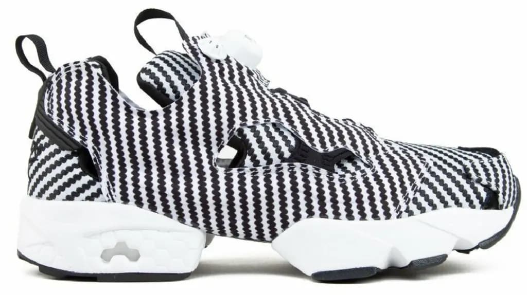 Giày Reebok Instapump Fury 'Carbon Fiber' DV7305 Giày Reebok Instapump Fury 'Carbon Fiber' DV7305