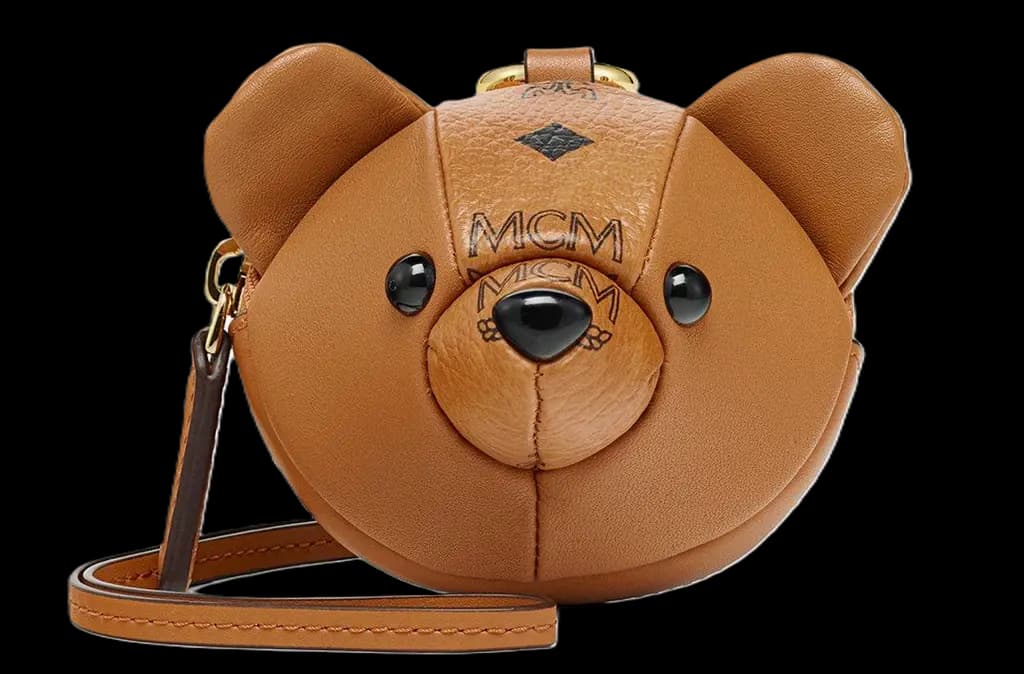 Túi MCM Park Pouch Charm In Visetos Leather 'Brown' MXZDSTA08CO001 Túi MCM Park Pouch Charm In Visetos Leather 'Brown' MXZDSTA08CO001