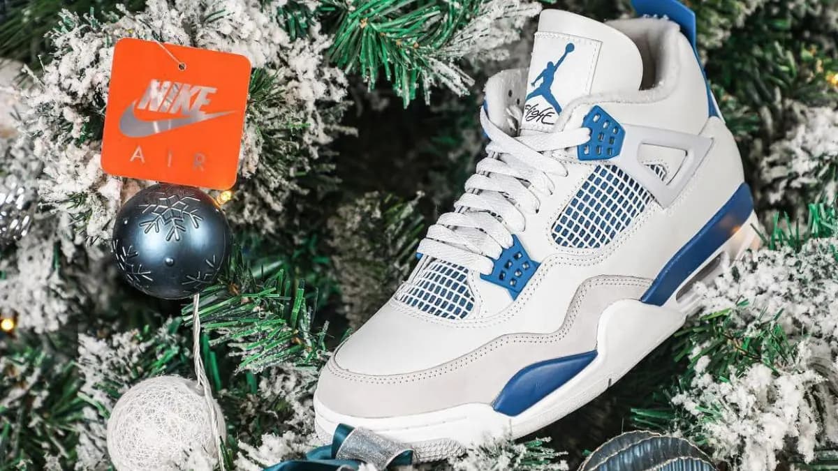 Air Jordan 4 "Military Blue" - Một hành trình trở lại đầy ấn tượng Air Jordan 4 "Military Blue" - Một hành trình trở lại đầy ấn tượng
