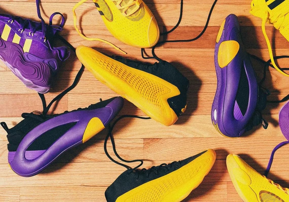 Top 8 mẫu giày bóng rổ adidas được ưa chuộng nhất 2024 Top 8 mẫu giày bóng rổ adidas được ưa chuộng nhất 2024