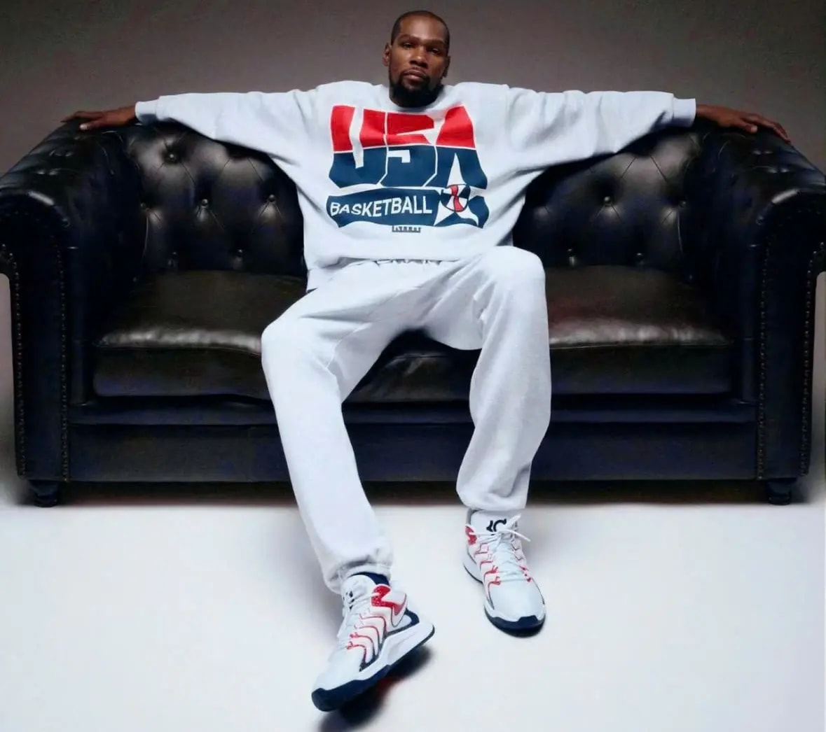 Giày Nike KD 17 'USA' FJ9487-101 — kich-thuoc: 41 Giày Nike KD 17 'USA' FJ9487-101 — kich-thuoc: 41