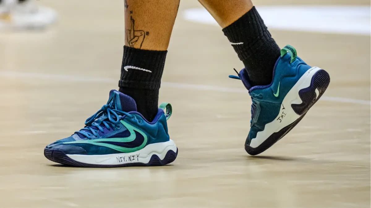 Review Nike Giannis Immortality 3: Có nên mua hay không? Review Nike Giannis Immortality 3: Có nên mua hay không?