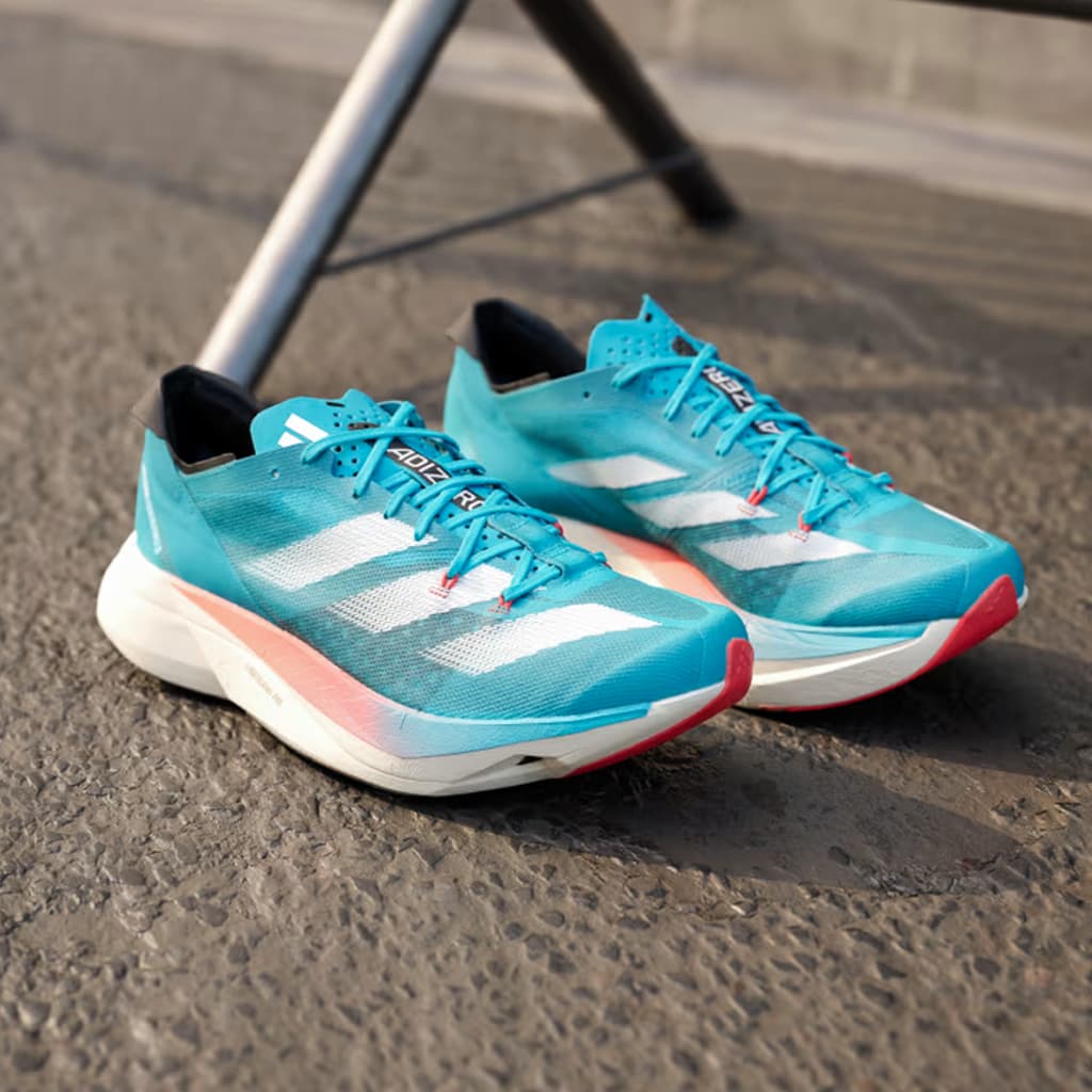 Đánh giá Adidas Adizero Adios Pro 3: Đôi Giày Chạy Đua Vượt Trội Đánh giá Adidas Adizero Adios Pro 3: Đôi Giày Chạy Đua Vượt Trội