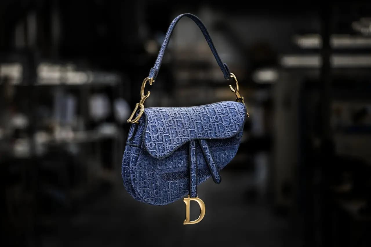 Lịch sử huy hoàng của chiếc túi "yên ngựa" Dior Saddle Lịch sử huy hoàng của chiếc túi "yên ngựa" Dior Saddle