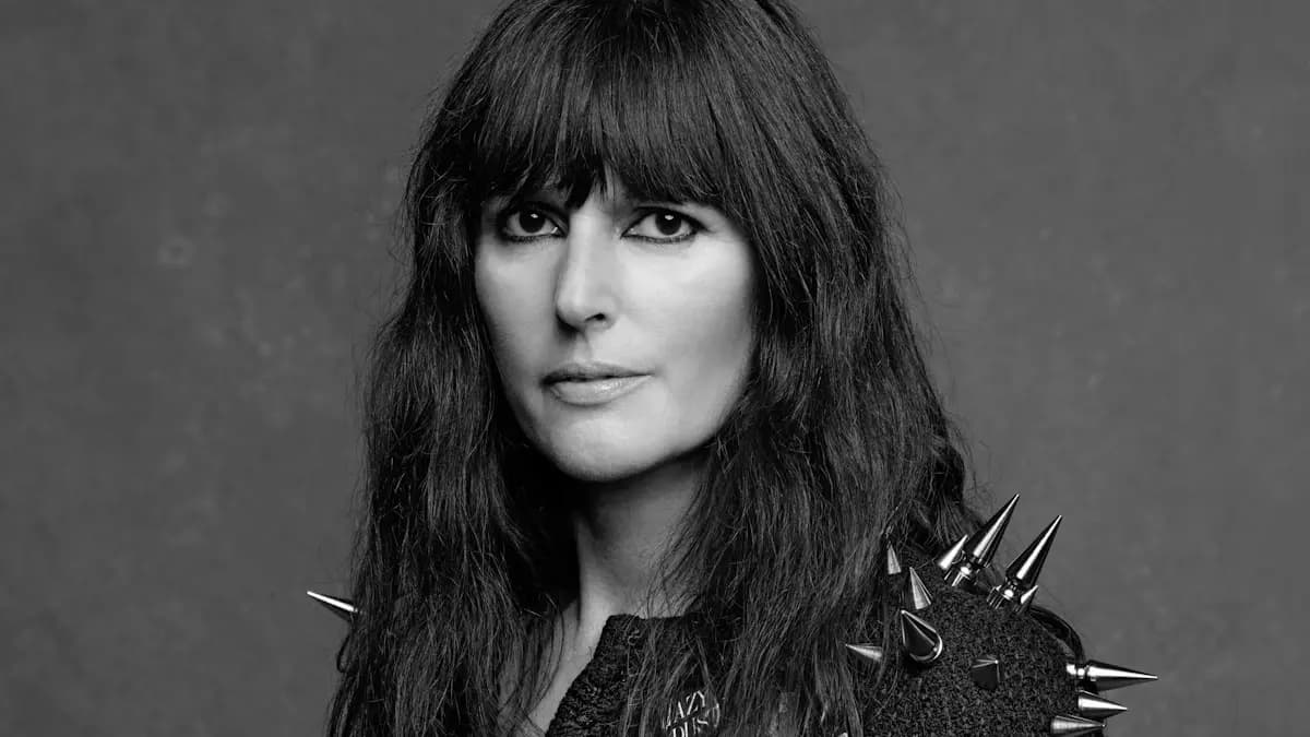 Virginie Viard: Đưa Chanel đến một kỷ nguyên mới Virginie Viard: Đưa Chanel đến một kỷ nguyên mới