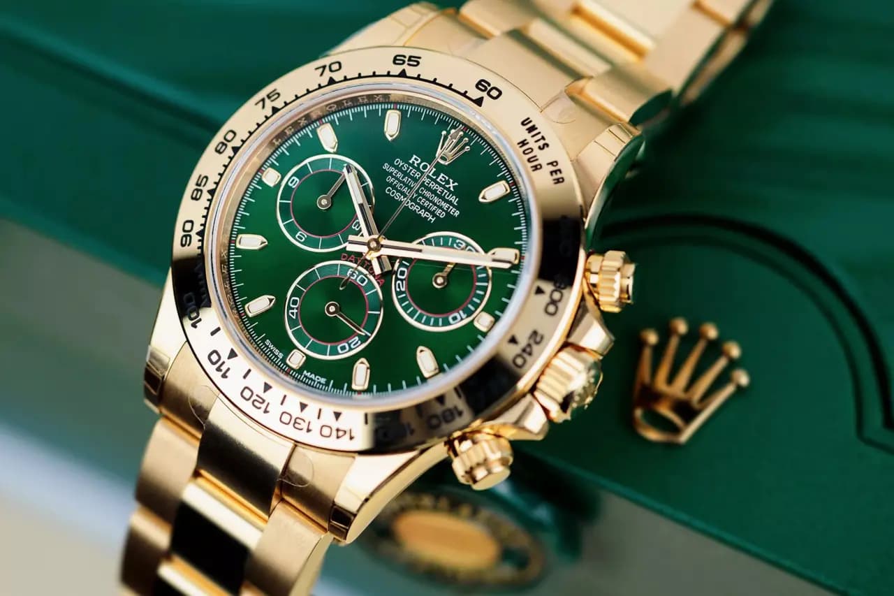 Cách phân biệt đồng hồ Rolex chính hãng và hàng giả Cách phân biệt đồng hồ Rolex chính hãng và hàng giả