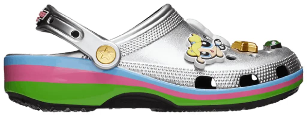 Dép Crocs The Powerpuff Girls x Classic Clog 'Silver' 210256-001 Dép Crocs The Powerpuff Girls x Classic Clog 'Silver' 210256-001