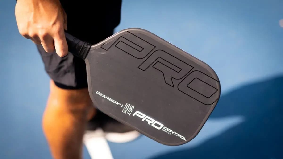 Gearbox Pro Control: Review chi tiết dòng vợt Pickleball cao cấp Gearbox Pro Control: Review chi tiết dòng vợt Pickleball cao cấp
