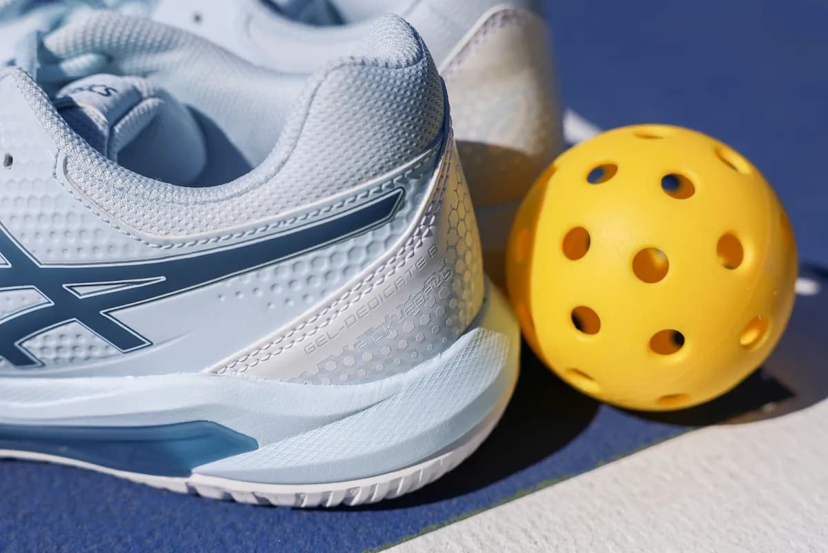 Top 5 đôi giày chơi Pickleball của Asics hot nhất năm 2025 Top 5 đôi giày chơi Pickleball của Asics hot nhất năm 2025