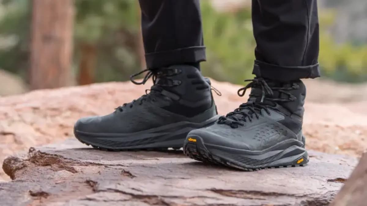 Giày hiking Altra Olympus 6 Hike Mid GTX – Thoải mái, chống nước, bám chắc địa hình Giày hiking Altra Olympus 6 Hike Mid GTX – Thoải mái, chống nước, bám chắc địa hình