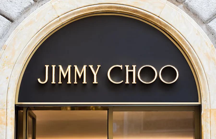 Jimmy Choo – Biểu tượng thời trang giày cao cấp toàn cầu Jimmy Choo – Biểu tượng thời trang giày cao cấp toàn cầu