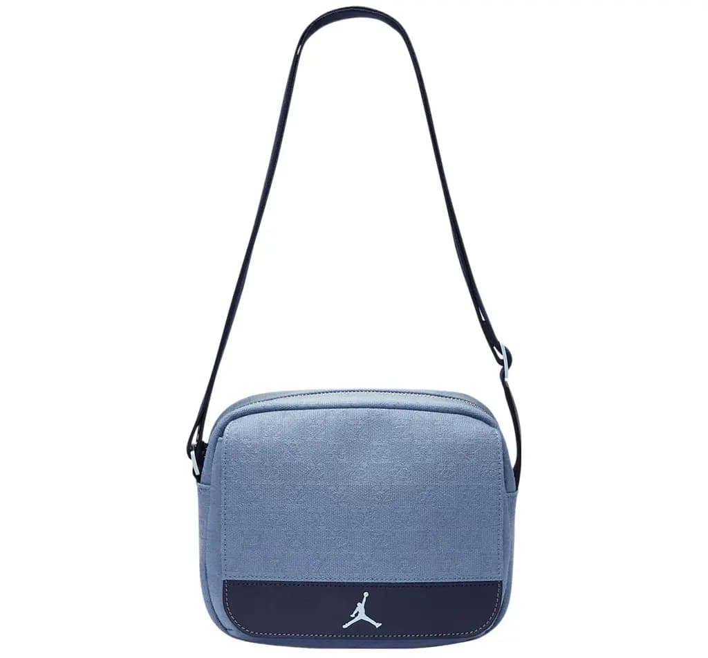 Túi Nike Air Jordan Monogram Crossbody Bag 'Blue' FJ6790-419 Túi Nike Air Jordan Monogram Crossbody Bag 'Blue' FJ6790-419