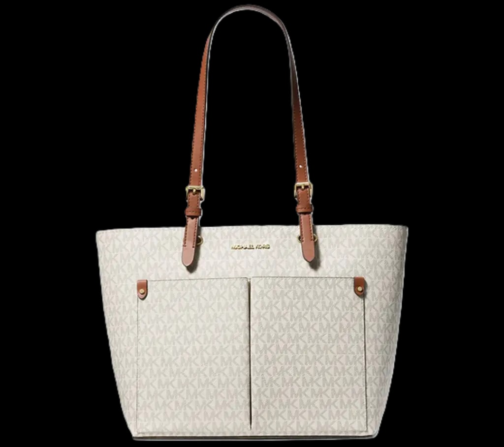 Túi Michael Kros Jet Set Medium Logo Pocket Tote Bag ‘Vanilla’ 35F3GTVT3B-VANILLA Túi Michael Kros Jet Set Medium Logo Pocket Tote Bag ‘Vanilla’ 35F3GTVT3B-VANILLA