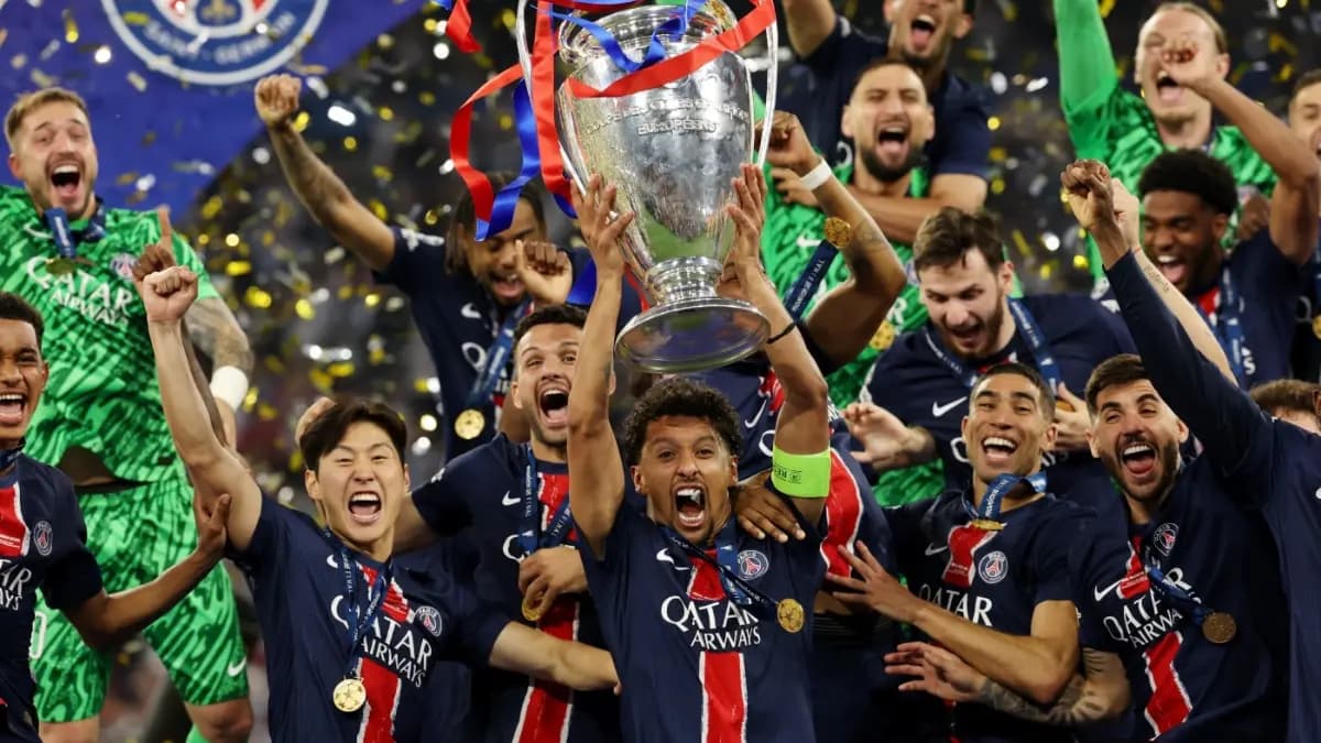 Paris Saint-Germain đánh bại Arsenal trên chấm phạt đền để giành chức vô địch Champions League lần thứ hai liên tiếp Paris Saint-Germain đánh bại Arsenal trên chấm phạt đền để giành chức vô địch Champions League lần thứ hai liên tiếp