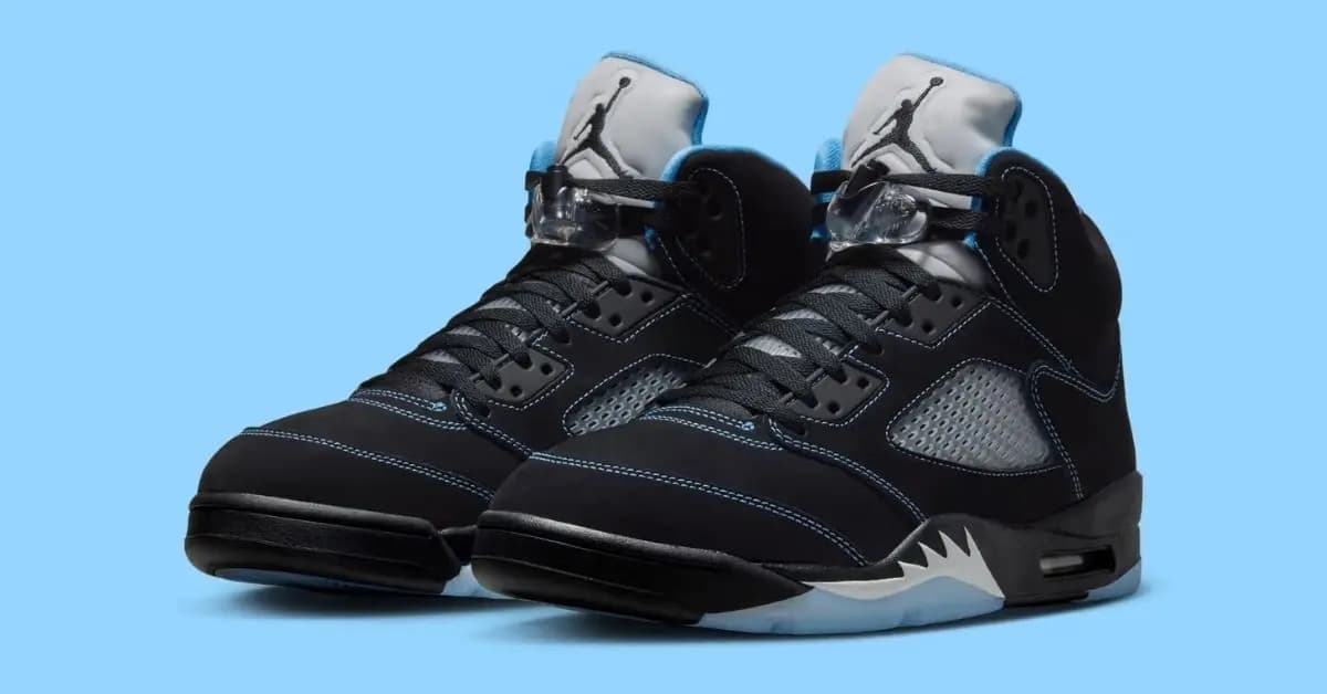 Jordan 5 “Black/University Blue” trở lại sau 20 năm vắng bóng Jordan 5 “Black/University Blue” trở lại sau 20 năm vắng bóng