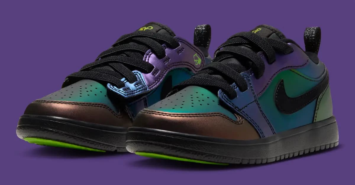 Jordan 1 Low Air Bugs tái hiện Space Jam sau 30 năm Jordan 1 Low Air Bugs tái hiện Space Jam sau 30 năm
