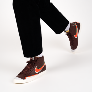 Alternative view of Giày Nike Blazer Mid ’77 Infinite Surfaces 'Dark Team Red' DA7233-200